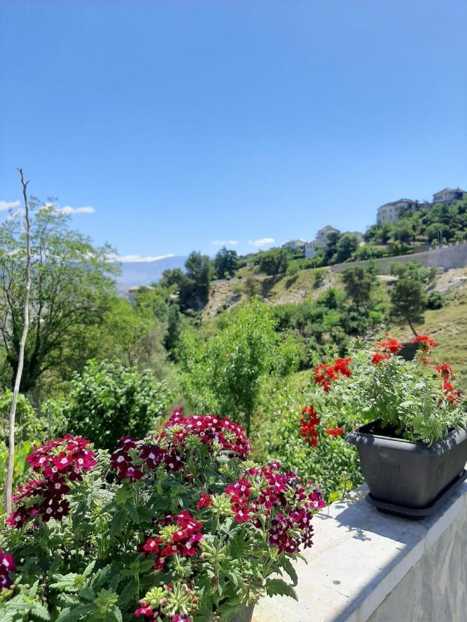 Gjirokastër Grandpa'S Home מראה חיצוני תמונה