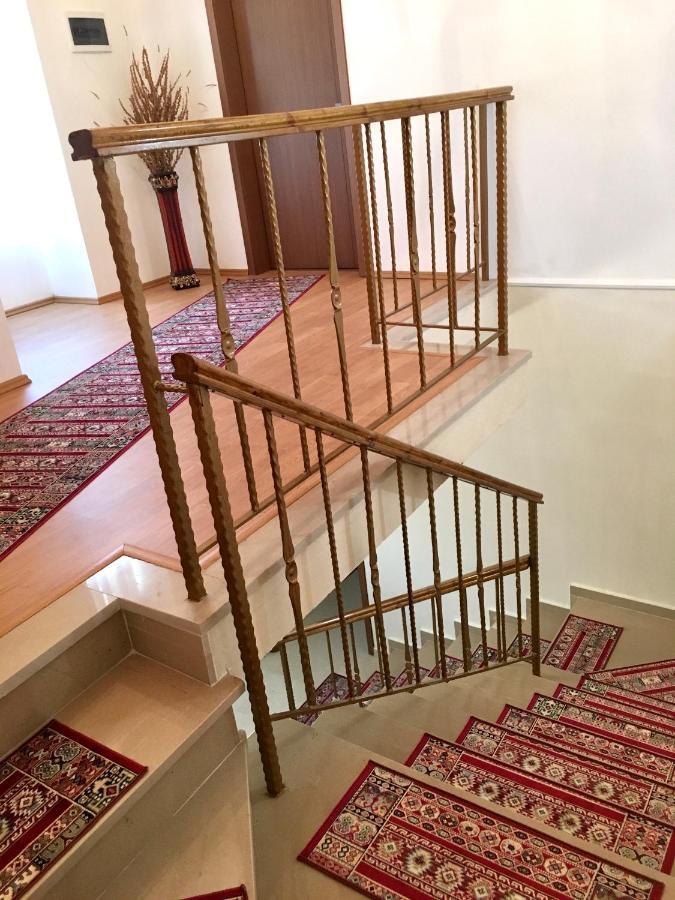 Gjirokastër Grandpa'S Home מראה חיצוני תמונה